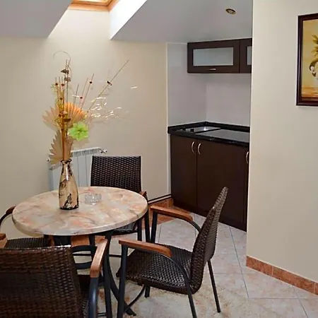 Braca Lazic 3* Bijeljina