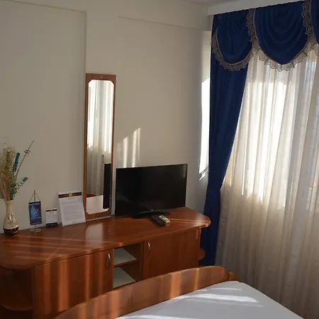 Braca Lazic 3* 비옐리나