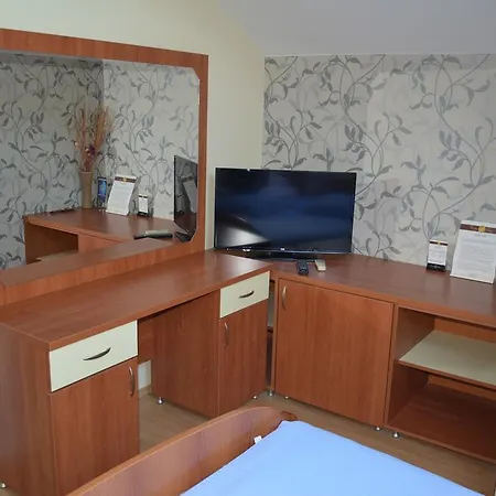 Braca Lazic Motel
