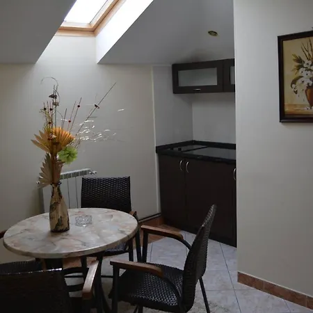 Braca Lazic 3* Bijeljina